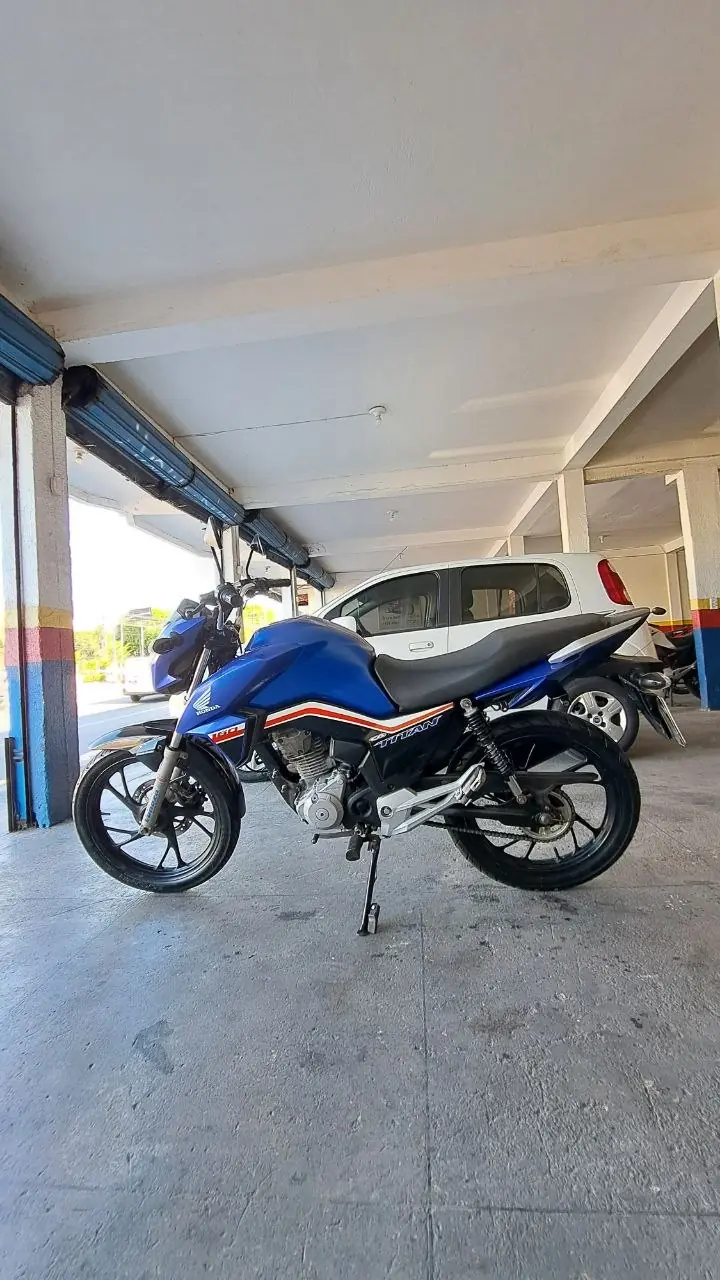 HONDA CG 160 TITAN LATERAL ESQUERDA